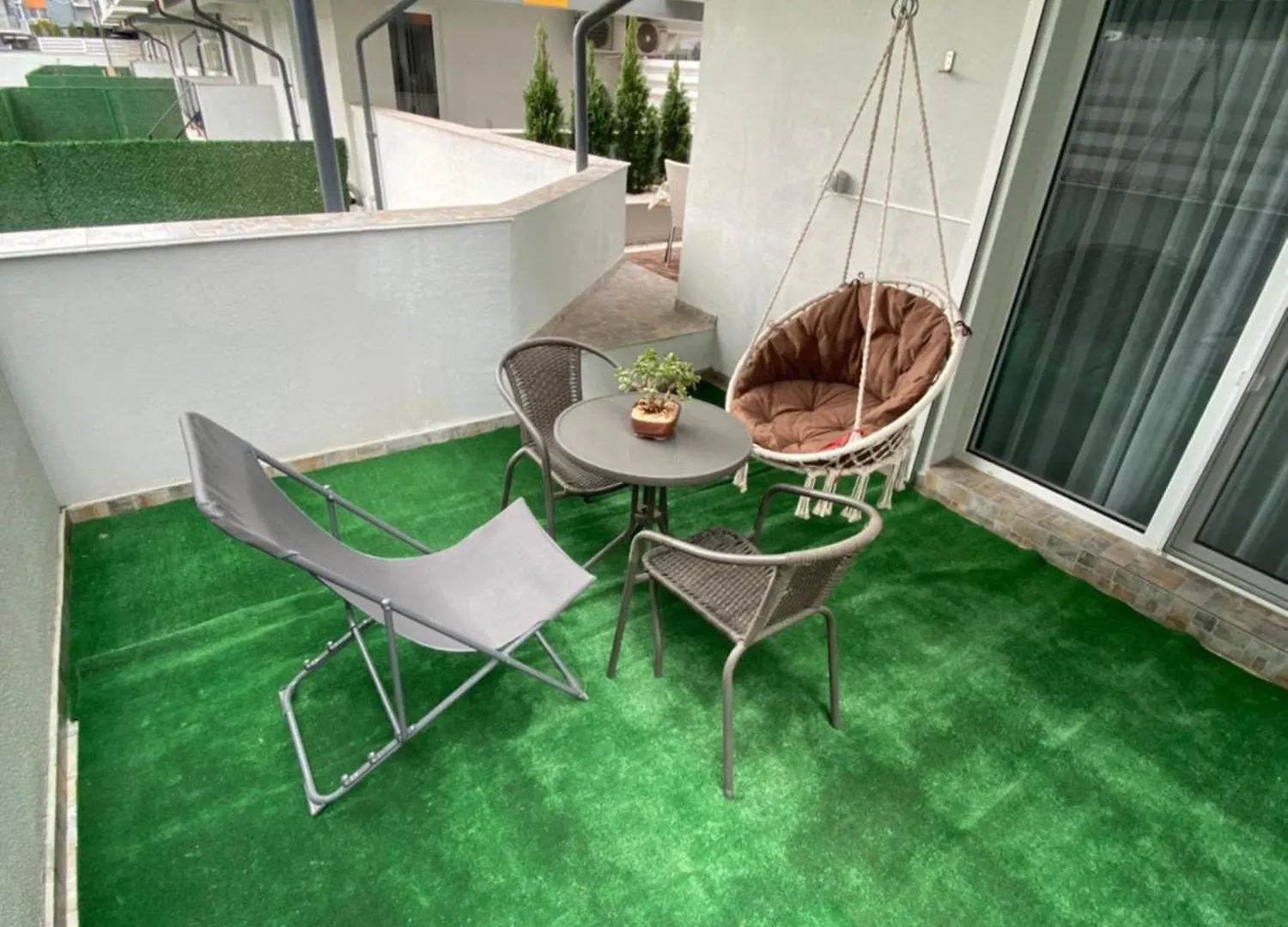 Air 2 Bedroom Apartment & Terraces Otopeni 0*,