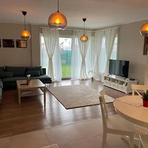 De Lux In 3 Dormitoare Si Living Vilă