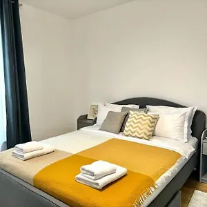 Sky Airport Therme 2 Apartament